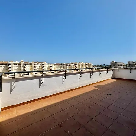 Апартаменты With Shared Pool *