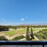 With Shared Pool * روكيتاس ذي مار